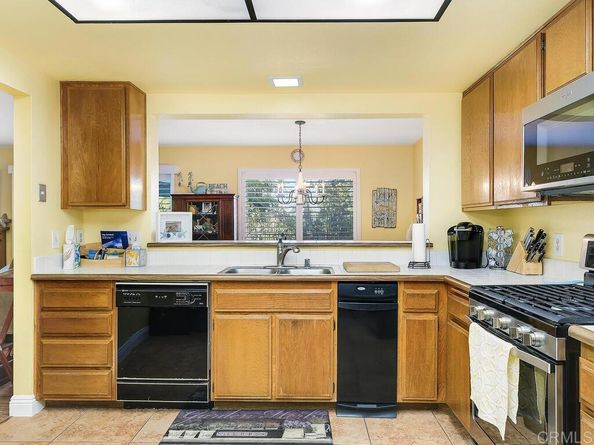 3114 Avenida Christina, Carlsbad CA 92009