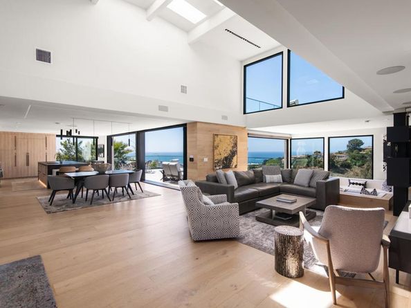 2684 Costebelle Drive, La Jolla CA 92037