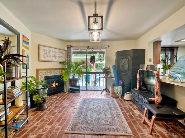 1080 Buena Place, Carlsbad CA 92008