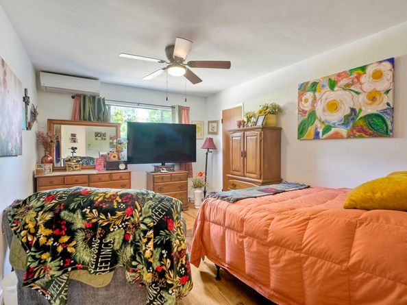 1080 Buena Place, Carlsbad CA 92008