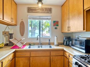 1080 Buena Place, Carlsbad CA 92008