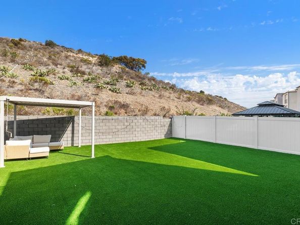 8177 Rose Quartz Circle, San Diego CA 92126
