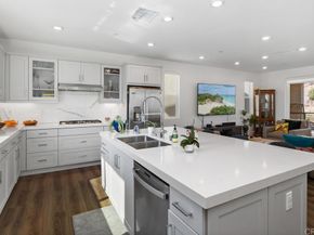 8177 Rose Quartz Circle, San Diego CA 92126