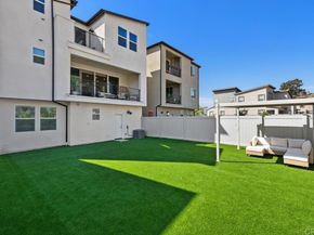 8177 Rose Quartz Circle, San Diego CA 92126