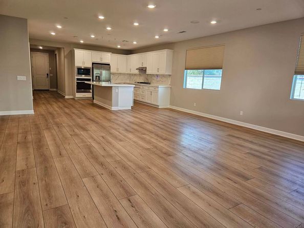 1915 Halley Court, Escondido CA 92026