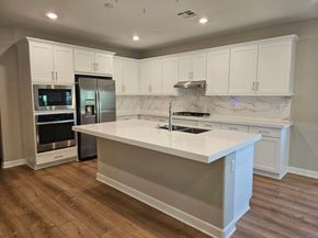 1915 Halley Court, Escondido CA 92026