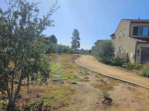 1915 Halley Court, Escondido CA 92026