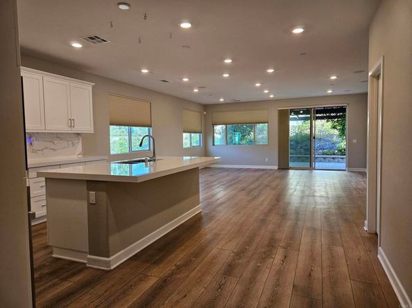 1915 Halley Court, Escondido CA 92026