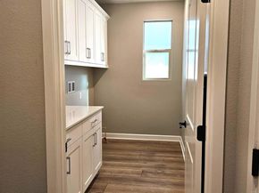 1915 Halley Court, Escondido CA 92026