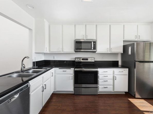 8799 Gilman Drive C, La Jolla CA 92037