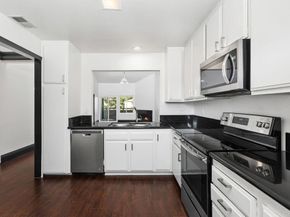 8799 Gilman Drive C, La Jolla CA 92037