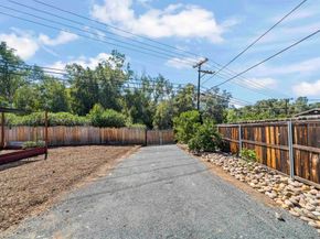 1722 San Pasqual Valley Road, Escondido CA 92027