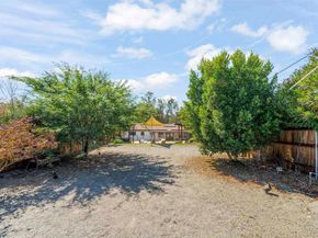 1722 San Pasqual Valley Road, Escondido CA 92027