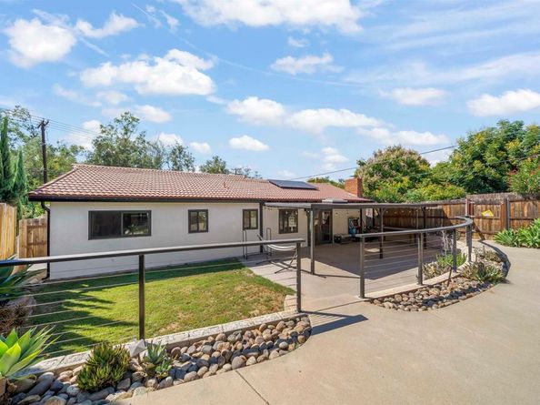 1722 San Pasqual Valley Road, Escondido CA 92027