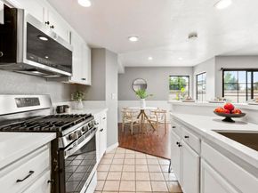 7012 Goldenrod Way, Carlsbad CA 92011