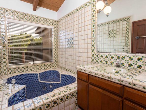 13730 Condesa Drive, Del Mar CA 92014
