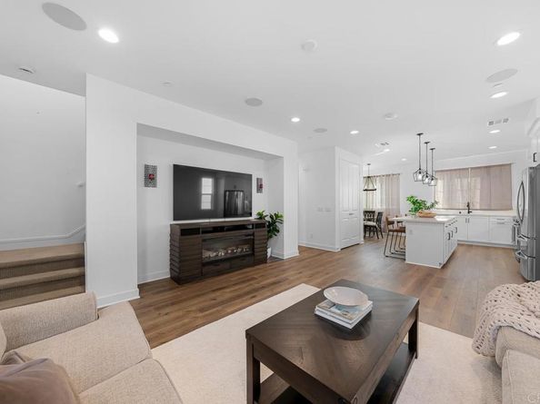 363 Boulevard Park, Escondido CA 92025