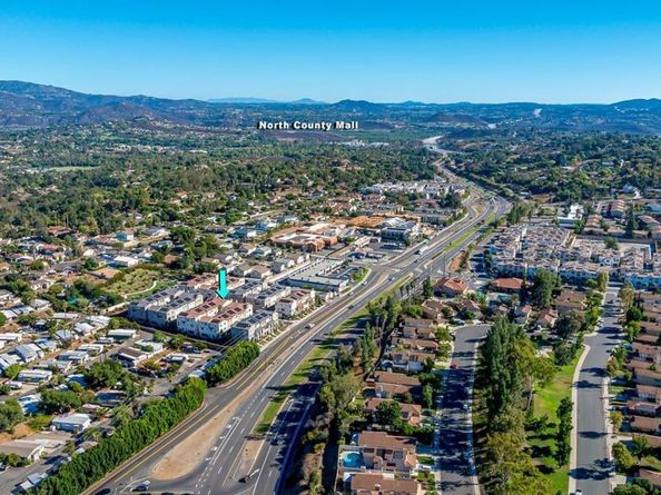 363 Boulevard Park, Escondido CA 92025