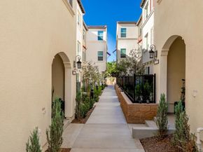 363 Boulevard Park, Escondido CA 92025