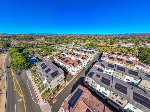 363 Boulevard Park, Escondido CA 92025