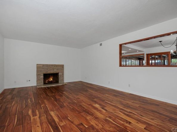 1541 Lauralynn Place, Oceanside CA 92054