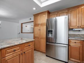 1541 Lauralynn Place, Oceanside CA 92054