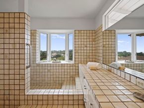 6301 Castejon Drive, La Jolla CA 92037