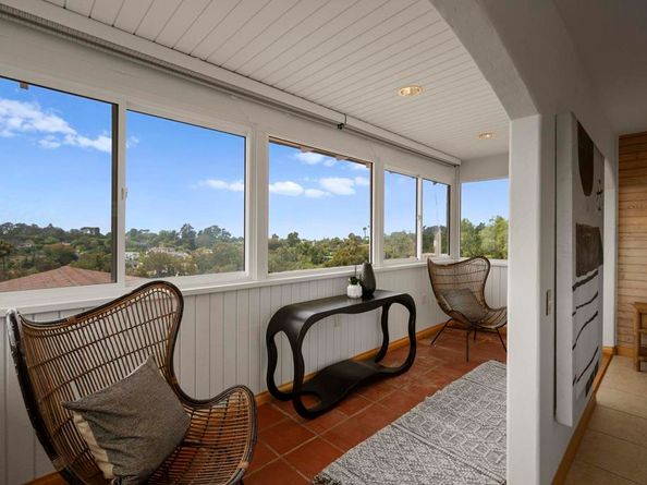 6301 Castejon Drive, La Jolla CA 92037