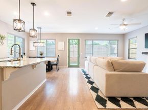 1132 Cherry Tree Ln, Vista CA 92084