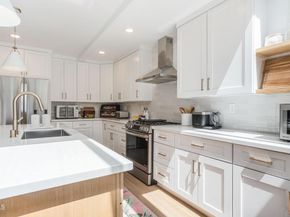 11100 Hortense Street, Toluca Lake CA 91602