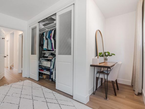11100 Hortense Street, Toluca Lake CA 91602