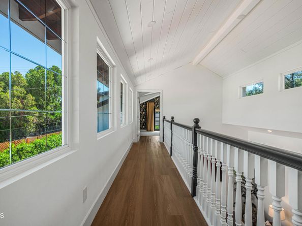 11100 Hortense Street, Toluca Lake CA 91602