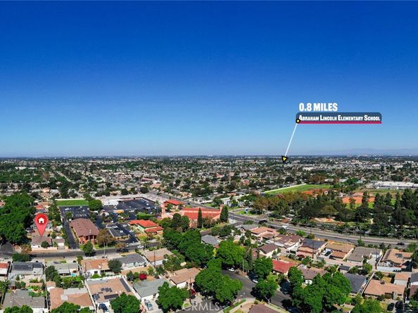 2201 W Russell Avenue, Santa Ana CA 92704