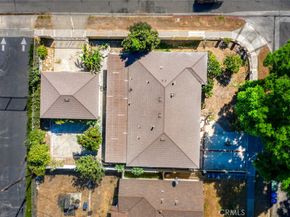 2201 W Russell Avenue, Santa Ana CA 92704