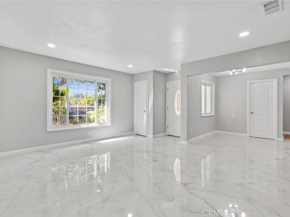 2201 W Russell Avenue, Santa Ana CA 92704