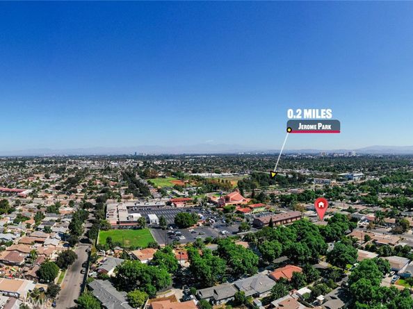 2201 W Russell Avenue, Santa Ana CA 92704