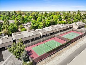 7890 E Spring Street 5i, Long Beach CA 90815