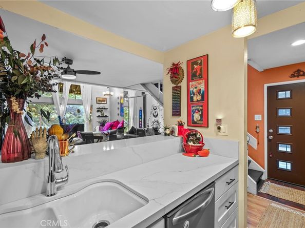 7890 E Spring Street 5i, Long Beach CA 90815