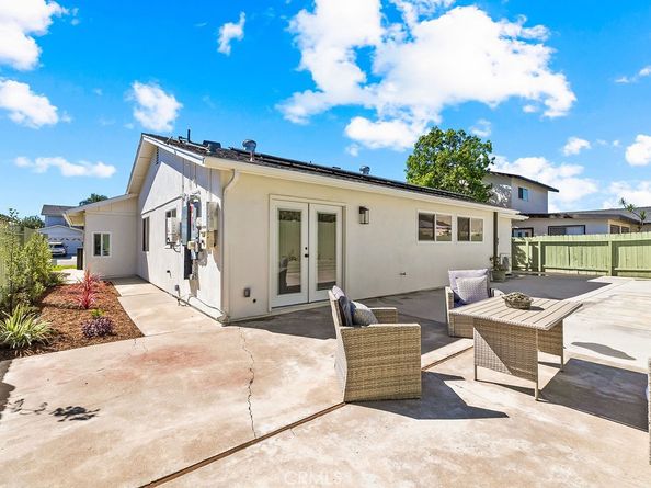 20862 Lancelot Lane, Huntington Beach CA 92646