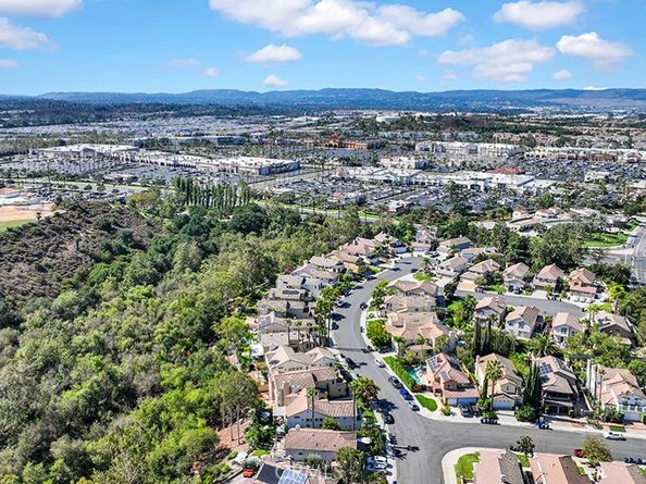 17 Blanco, Lake Forest CA 92610