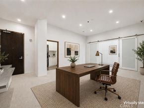 1111 S Grand Avenue PH 5, Los Angeles CA 90015