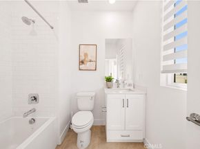 102 Yugen, Irvine CA 92618