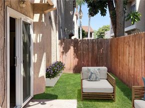 700 W La Veta D5, Orange CA 92868