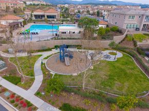 608 Shadowbrook, Lake Forest CA 92610