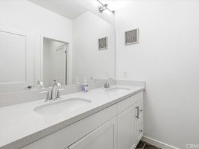 608 Shadowbrook, Lake Forest CA 92610