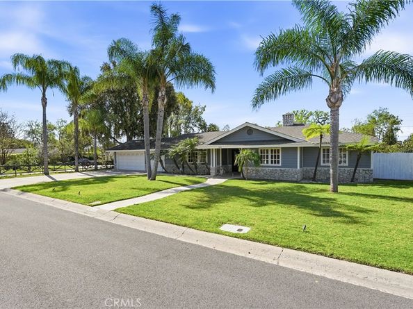 1062 El Camino, Santa Ana CA 92705