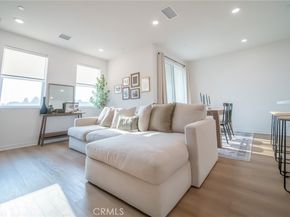 17952 Seaglass Drive, Huntington Beach CA 92647