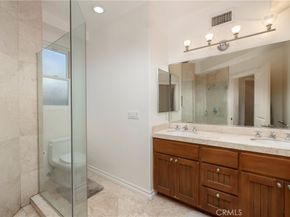 19 Geneva, Long Beach CA 90803