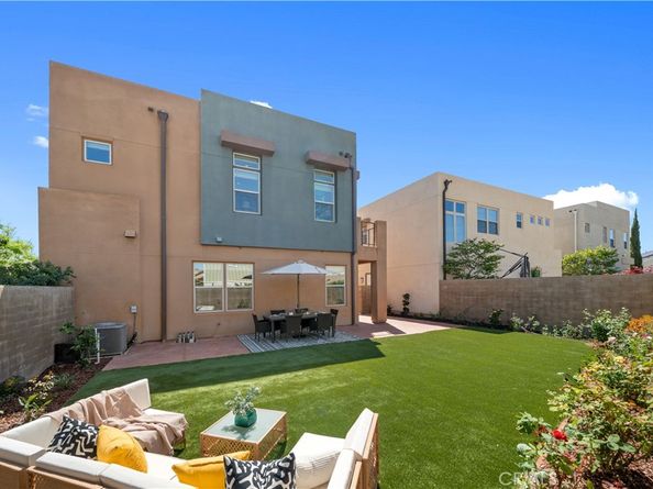 131 Newall, Irvine CA 92618