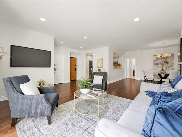 1726 S Bentley Avenue 403, Los Angeles CA 90025